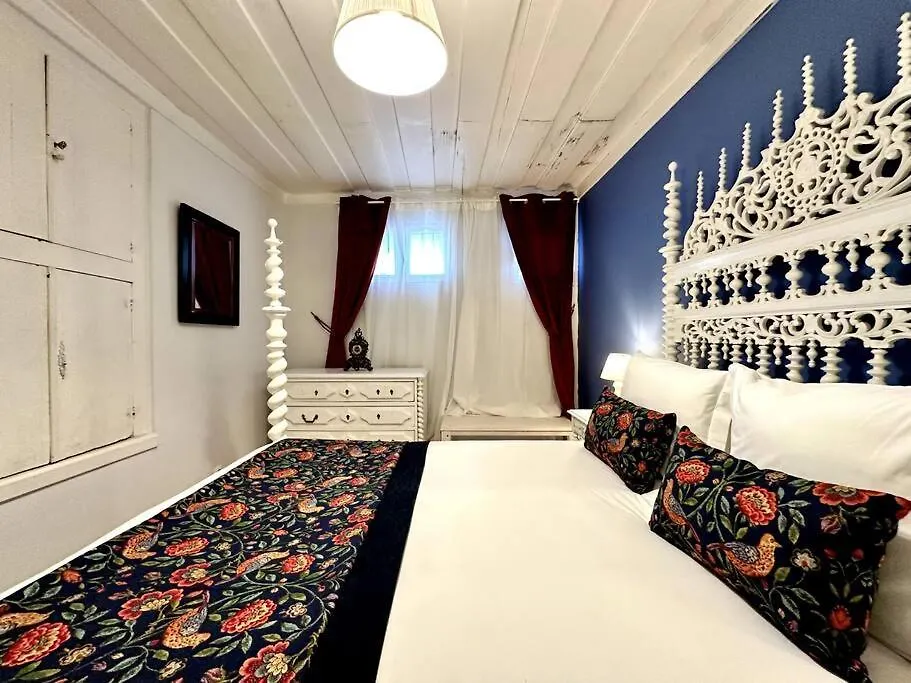 Апартаменты Budget 2 Bed In Bica Apart W Air Con - Belle Epoque Лиссабон Португалия